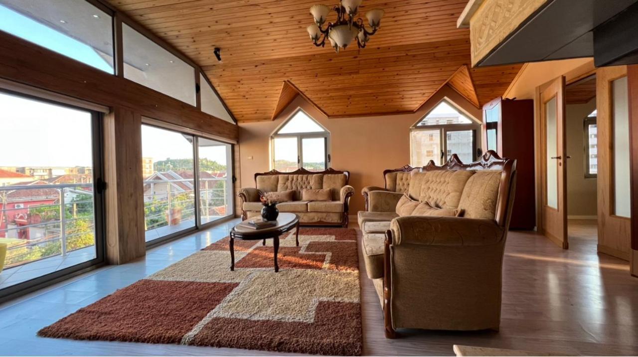 Ora Apartment